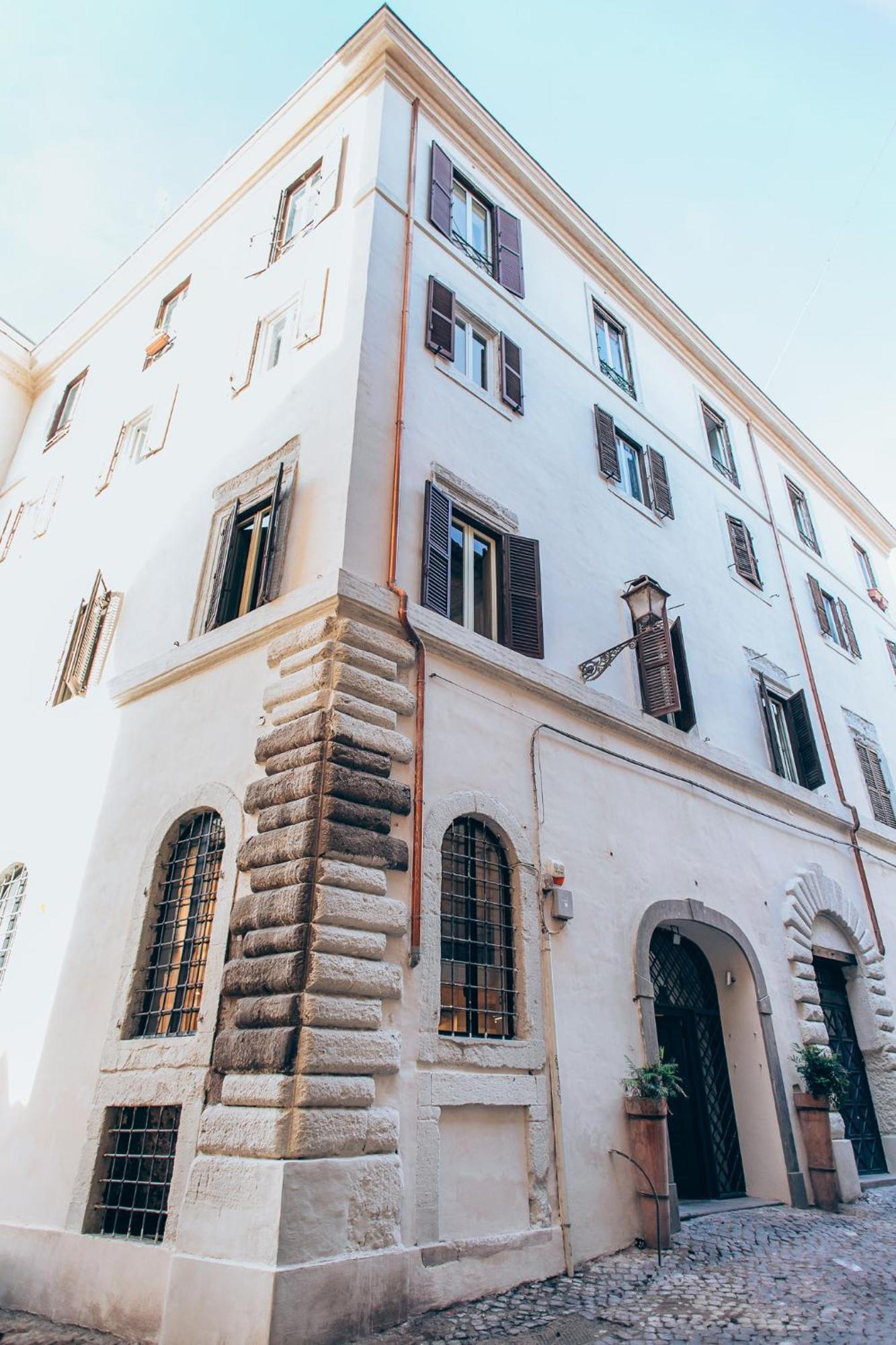 Restart Accommodations Borghese Rome Exterior photo