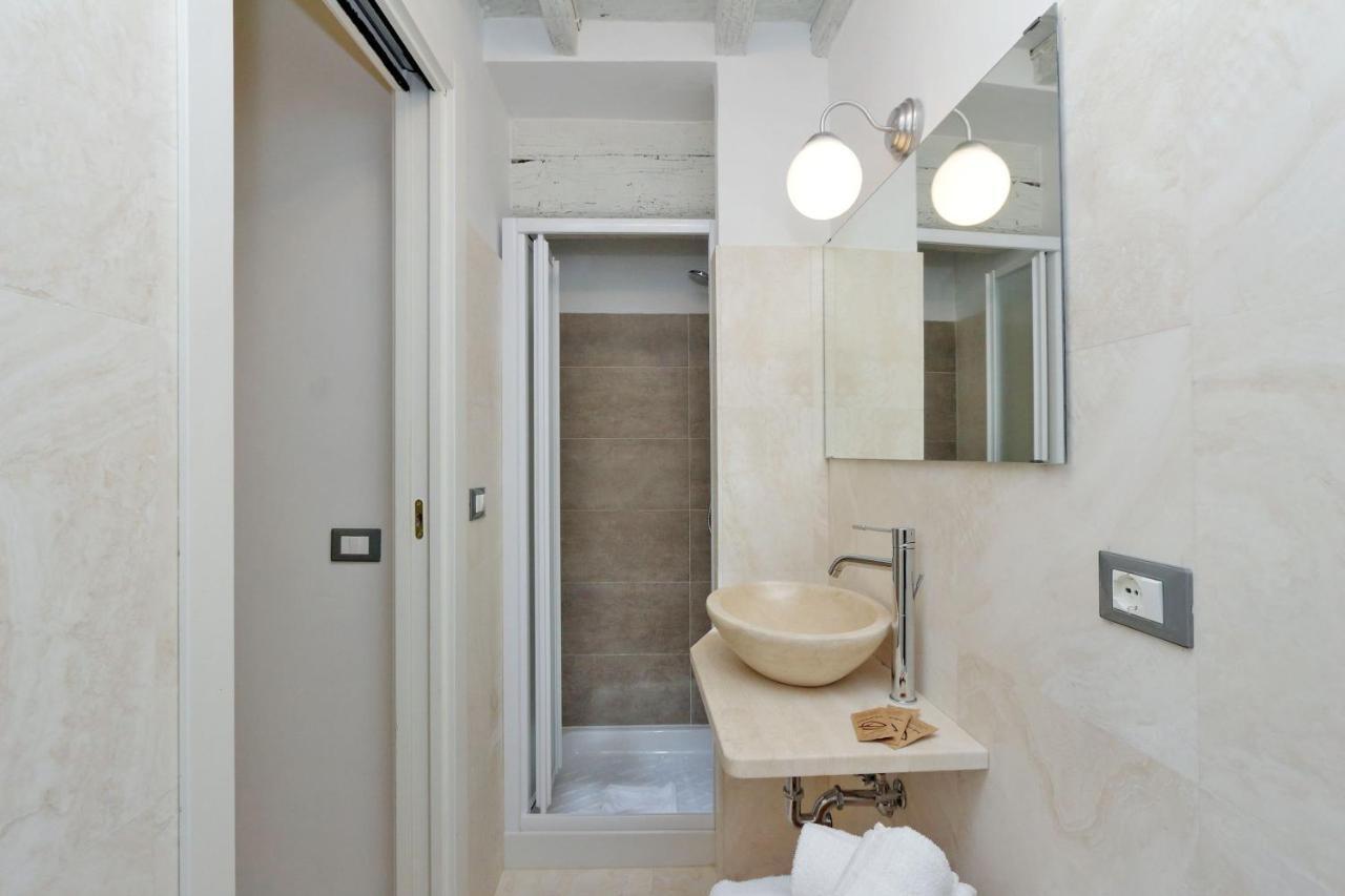 Restart Accommodations Borghese Rome Exterior photo